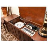 Zenith Stereo Console