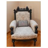 Antique Carved Victorian Parlor Chair (Mint!)