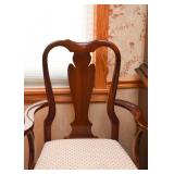 Traditional Queen Anne Style Dining Table & 6 Chairs (with extra leaves)