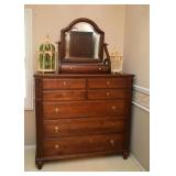 Ethan Allen Chest of Drawers / Dresser with Shaving / Vanity Mirror
