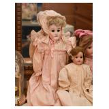 Antique / Vintage Bisque, Porcelain & Composition Dolls