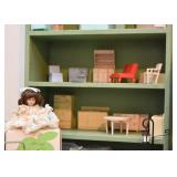 Dollhouse & Dollhouse Furniture