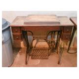 Antique Singer Sewing Machine with Work Table / Storage Cabinet