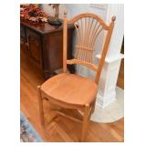 Round Dining / Kitchen Table with 6 Chairs (there are also 6 more chairs available)