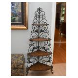 Corner Shelf / Etegere