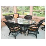 Green Wicker Dining Table & Chairs