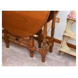 Small Gate Leg / Drop Leaf Accent Table