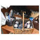 Make-Up, Cosmetics, Toiletries