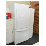 LG Refrigerator / Freezer LG Refrigerator / Freezer