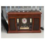 Old Style Radio / CD Player Old Style Radio / CD Player