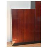 Bedroom Wardrobes / Armoires Bedroom Wardrobes / Armoires