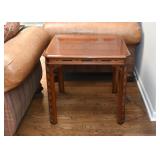End Table / Side Table 