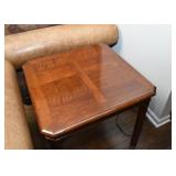 End Table / Side Table