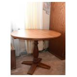 Beautiful Round Pedestal Dining Table