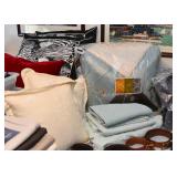 Bed Linens, Pillows