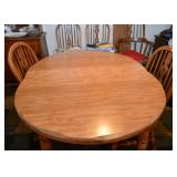 Vintage Round / Oval Kitchen Table & Chairs (6)