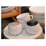 Fine China - Mikasa, Threads Pattern 