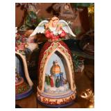 Jim Shore Musical Christmas Figure (Has original box)