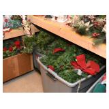 Christmas & Holiday Decor (Wreaths & Garland)