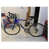 Blue Schwinn Prelude Bike / Bicycle