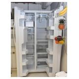Side-by-Side Refrigerator Freezer