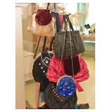 Purses, Handbags & Totes