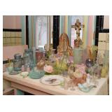 Lots of Pretty Pastel Kitchenware, Ceramics, Pottery, Glassware, Plastics, Etc.
