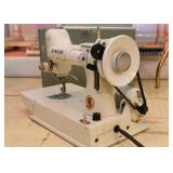 Vintage White Portable Singer Sewing Machine (Made in Great Britain)