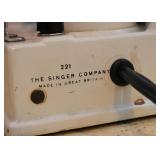 Vintage White Portable Singer Sewing Machine (Made in Great Britain)