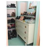 Vintage Chest of Drawers