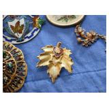 Vintage Brooches / Pins