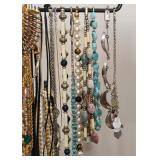 Costume Jewelry - Necklaces