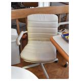 Vintage Dinette Set - Kitchen Table & 4 Swivel Chairs