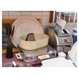 Waffle Iron, Toaster