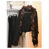 Shawl with Fur Collar