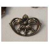 Jewelry - Vintage Brooches / Pins