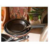 Skillets / Pans