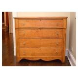 BABE & SNOOKS ESTATE SALES in GLENCOE!  OUTSTANDING UPSCALE HOME!