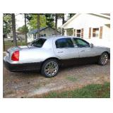 2005 Lincoln Town Car
