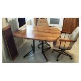 Kitchen Table with leaf/3.5 chairs