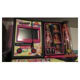 toy store display working 