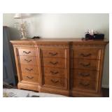 Berm set: dresser, 2 nightstands and King 4-poster bed with mattress