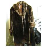 Vtg Paanofix fur coat Hungary