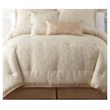 #2742 Overstock Quilts, Comforters, and Bedding Sets all in NEW condition