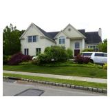 Gold Coast Dix Hills Tag Sale 