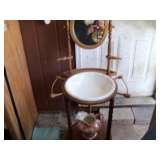 OLD STYLE WASH BASIN & PITCHER