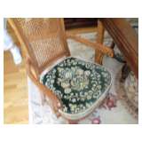 DINE SET CAPTAINS CHAIR