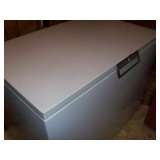 LARGE GE CHEST FREEZER