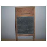 VINTAGE WASHING MACHINE