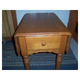 OAK DROP LEAF END TABLE